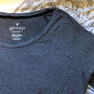 AMERICAN EAGLE soft & sexy tshirt